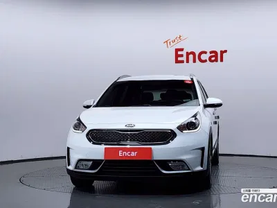 2017 Kia Niro Prestige, фото 3, лот 10783986