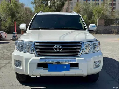2015 Toyota Land Cruiser (Import) 4.0L V6 Middle East Low Configuration Edition, фото 2, лот 10317655