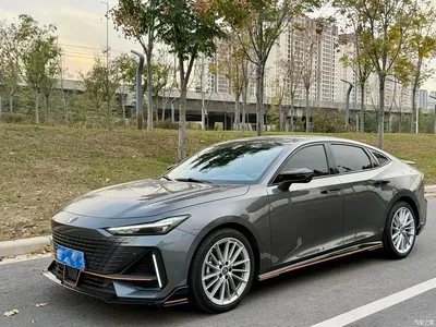 2022 Changan UNI-V 1.5T Sport Edition, фото 1, лот 11062288