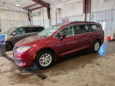 2021 CHRYSLER VOYAGER LXI, фото 1, лот 11176131