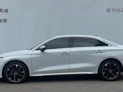 2025 Audi A3 Sportback 35TFSI Flying Premium, фото 3, лот 10423077