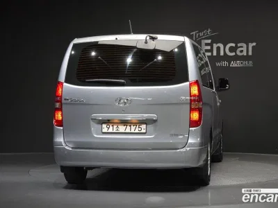 2021 Hyundai Starex Van 3-Seater, фото 4, лот 10284030