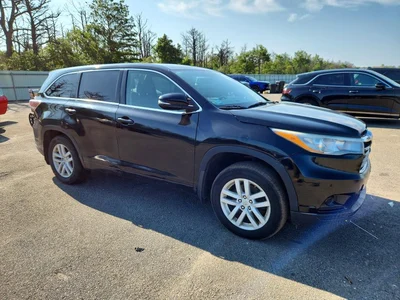 2015 TOYOTA HIGHLANDER LE, фото 4, лот 10542055