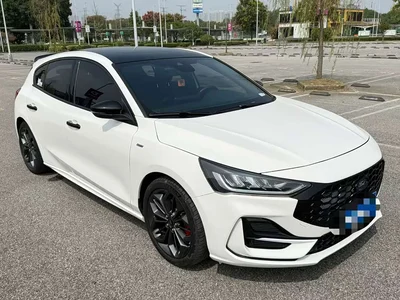 2022 Ford Focus Hatchback EcoBoost 180 Automatic ST Line, фото 2, лот 11136215