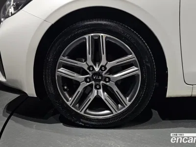 2019 Kia K3 Luxury, фото 4, лот 10774184
