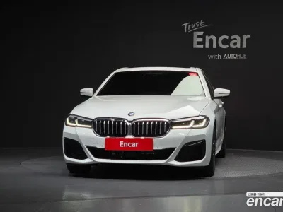 2021 BMW 5-Series 523d M Sport, фото 2, лот 10059519
