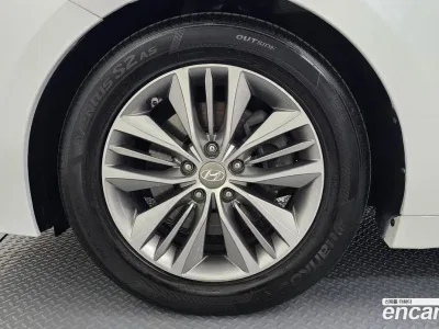 2016 Hyundai Grandeur HG220 Diesel Modern, фото 4, лот 10062805
