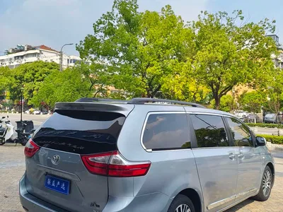 2015 Toyota Sienna, фото 4, лот 10383927