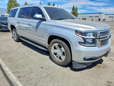 2017 CHEVROLET SUBURBAN K1500 PREMIER, фото 4, лот 10697512