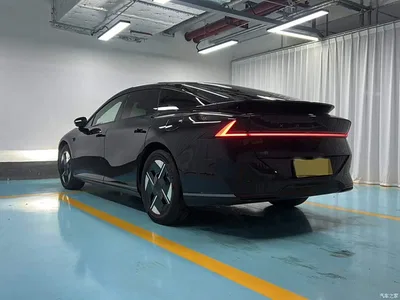 2026 XPeng P7+ Extended Range Base Model, фото 4, лот 10374751
