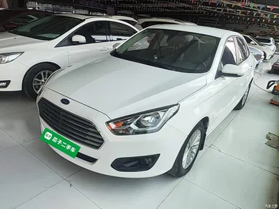 2015 Ford Escort 1.5L Manual Comfort, фото 2, лот 10281631