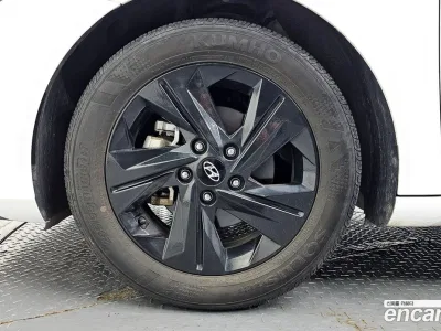 2023 Hyundai AVANTE 1.6, фото 4, лот 10087177