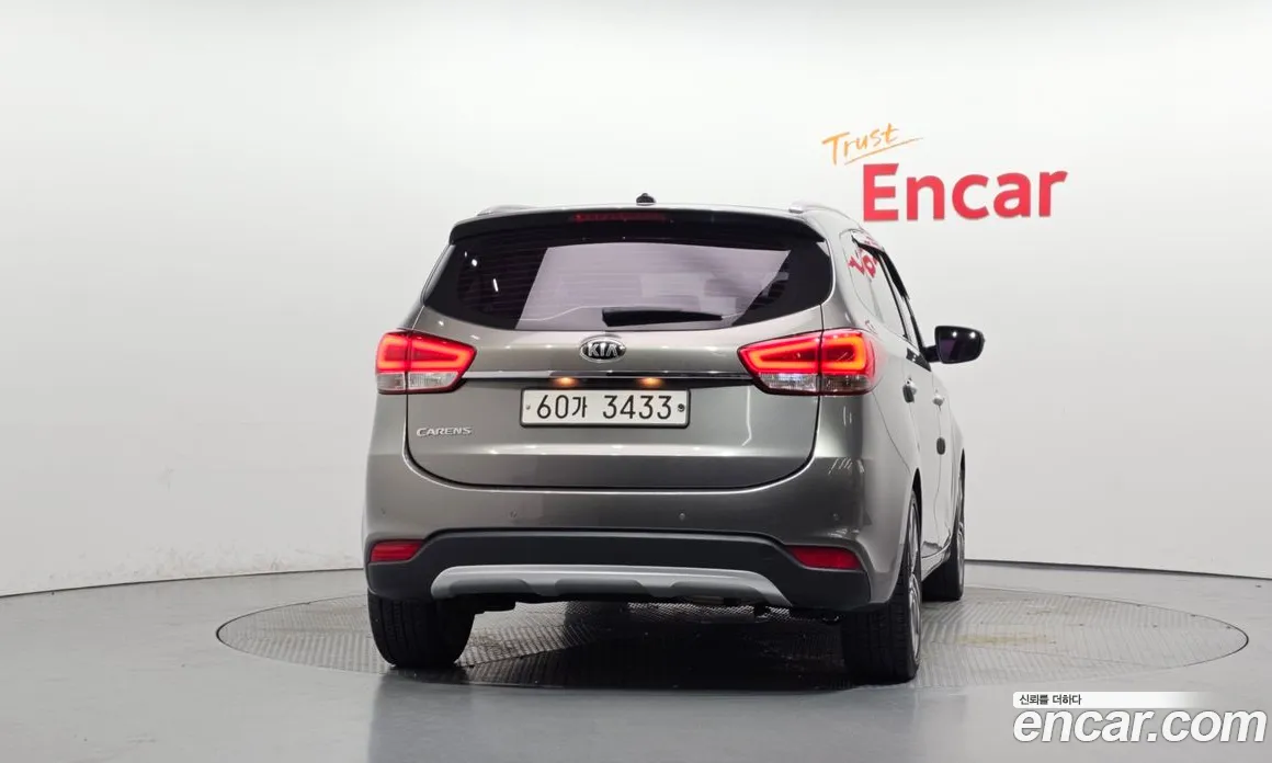 2018 Kia Carens 2.0 LPI Prestige, фото 4, лот 10234847