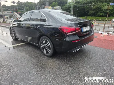 2022 Mercedes-Benz A-Class A220 Sedan, фото 3, лот 10042227