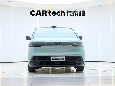 2025 ZEEKR MIX Smart Driving Edition, фото 2, лот 10290562