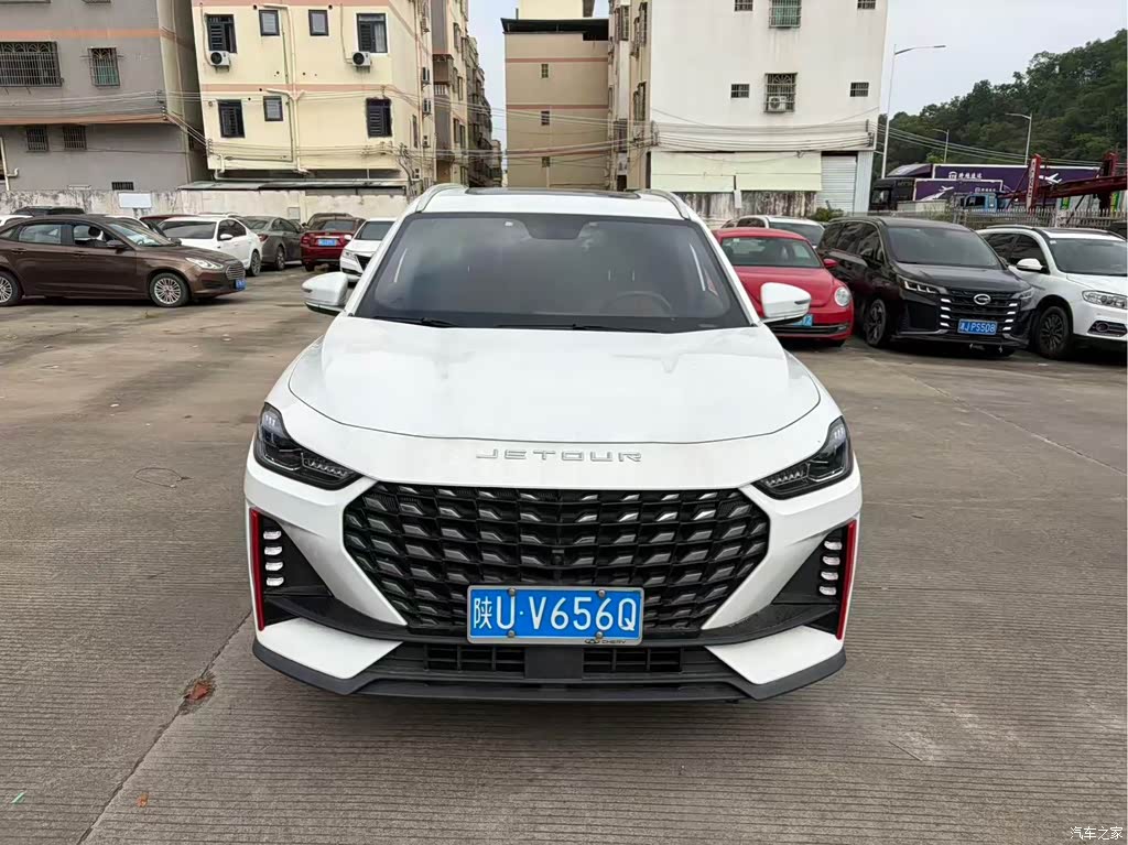 2023 Jetour X70 PRO 1.5T DCT Comfort Type 5-seater, фото 1, лот 11221680