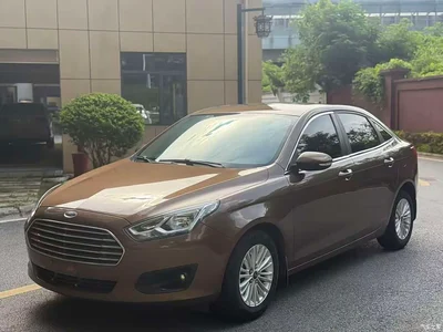 2015 Ford Escort 1.5L Manual Comfort, фото 1, лот 10297594