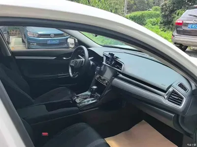 2019 Honda Civic 180TURBO CVT Shangyue Edition China V, фото 4, лот 10433029