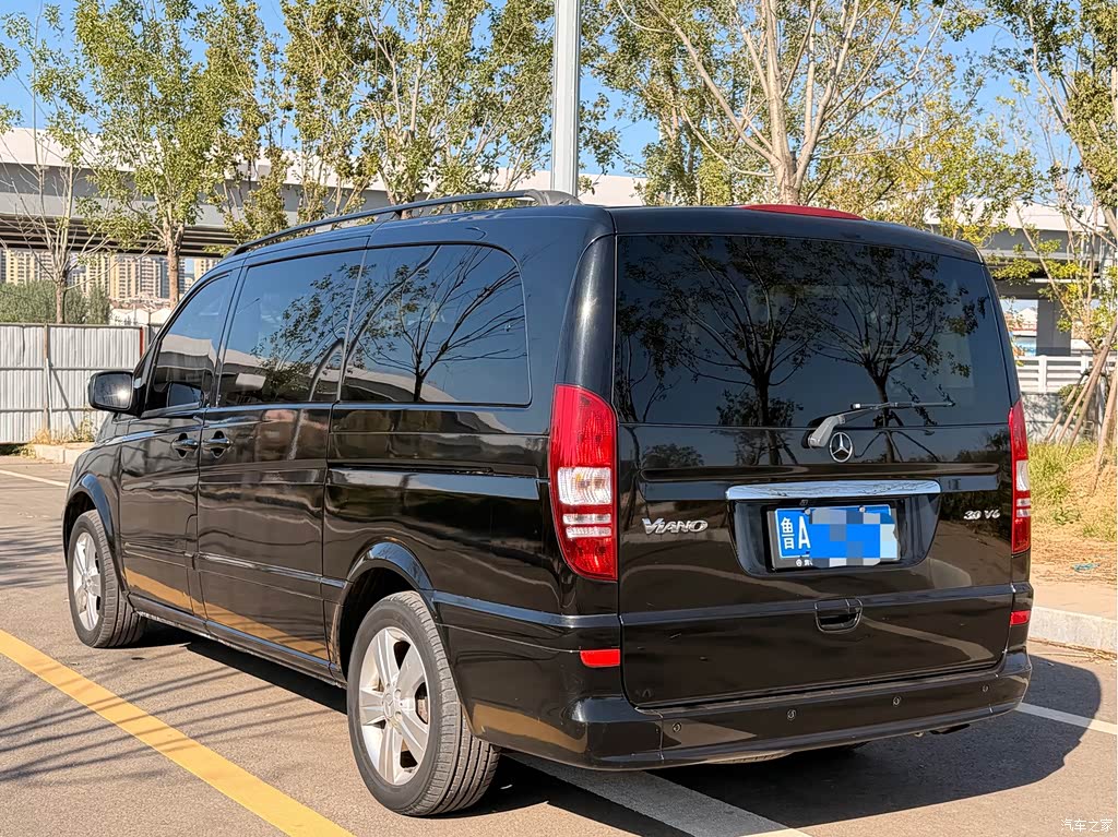 2013 Mercedes-Benz Viano 3.0L Privilege Edition, фото 4, лот 11016633