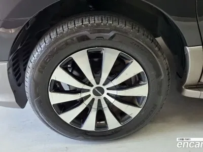 2015 Hyundai Starex 4WD Limousine, фото 4, лот 10192229