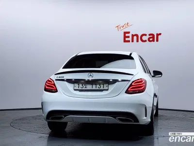 2017 Mercedes-Benz C-Class C200 AMG Line, фото 3, лот 10036608