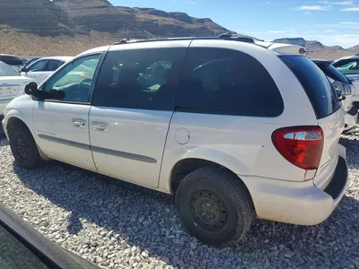 2001 CHRYSLER VOYAGER LX, фото 2, лот 10979260