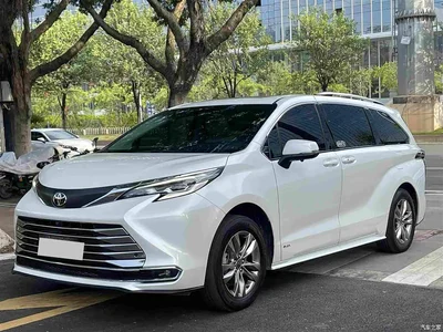 2023 Toyota Sienna 2.5L Hybrid Comfort Edition, фото 1, лот 10346688