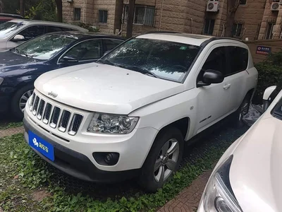 2012 Jeep Compass (Import) 2.0L FWD Sport Edition, фото 1, лот 10290422