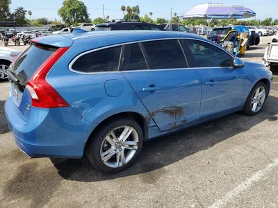 2015 VOLVO V60 PREMIER, фото 3, лот 10877304