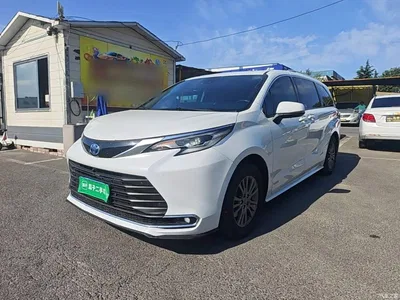 2023 Toyota Sienna 2.5L Hybrid Comfort Edition, фото 1, лот 11449750