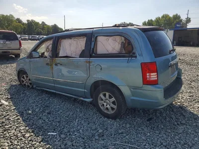 2010 CHRYSLER TOWN & COUNTRY TOURING, фото 2, лот 10867398