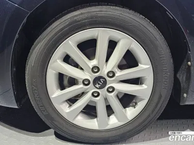 2017 Kia K3 Trendy, фото 4, лот 10053480
