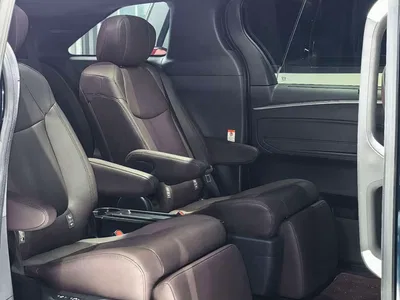 2023 Toyota Granvia 2.5L Hybrid Flagship VIP Edition, фото 3, лот 10383636