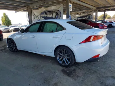 2016 LEXUS IS 200T, фото 2, лот 10848230