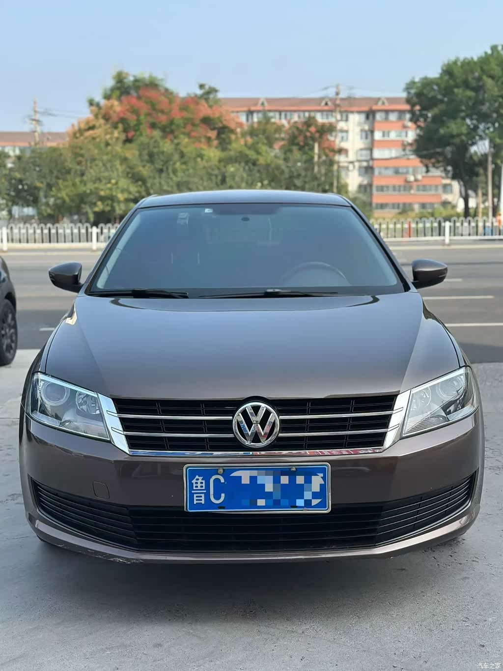 2013 Volkswagen Lavida Tour 1.6L Automatic Trend Style, фото 2, лот 11216561