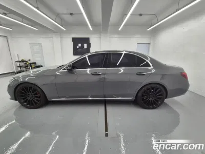 2017 Mercedes-Benz E-Class E220d Avantgarde, фото 1, лот 10077053