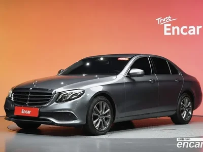 2018 Mercedes-Benz E-Class E300 Exclusive Standard, фото 1, лот 10169896