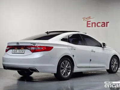 2015 Hyundai Grandeur HG220 Diesel Modern, фото 2, лот 10321113