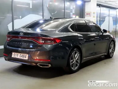 2017 Hyundai Grandeur 2.4 Premium, фото 3, лот 10062756