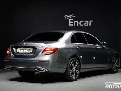 2020 Mercedes-Benz E-Class E220d Avantgarde, фото 2, лот 10198523