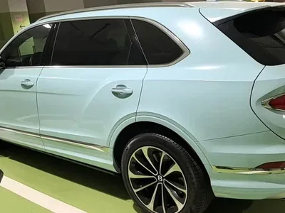 2023 Bentley Bentayga 4.0T V8 Long Wheelbase Elegance Edition, фото 4, лот 10304707
