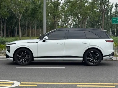 2025 XPeng G9 625 Long Range Max, фото 3, лот 10684158
