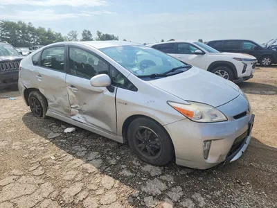 2013 TOYOTA PRIUS THREE, фото 4, лот 10509253