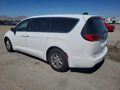 2024 CHRYSLER PACIFICA TOURING L, фото 2, лот 10690722