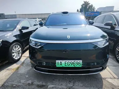 2025 AITO Wenjie AITO M8 Range Extender Max+ Edition 53.4kWh 5-seater, фото 2, лот 10680206