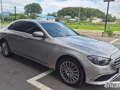 2023 Mercedes-Benz E-Class E220d 4MATIC Exclusive, фото 1, лот 10522846