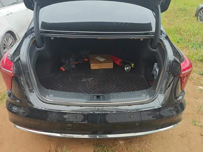 2023 Hongqi H5 2.0T Auto Smart Connect Flag Comfort, фото 4, лот 10288131