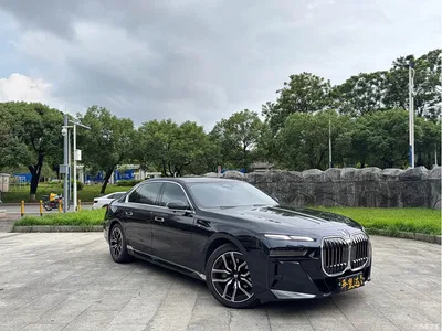 2023 BMW 7 Series Model 735Li M Sport Package, фото 3, лот 10458578
