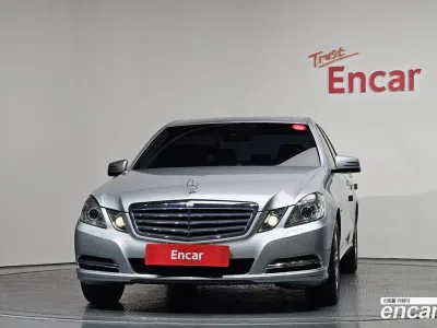 2012 Mercedes-Benz E-Class E200 CGI, фото 2, лот 10046153