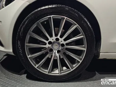 2017 Mercedes-Benz C-Class C200, фото 3, лот 10039911